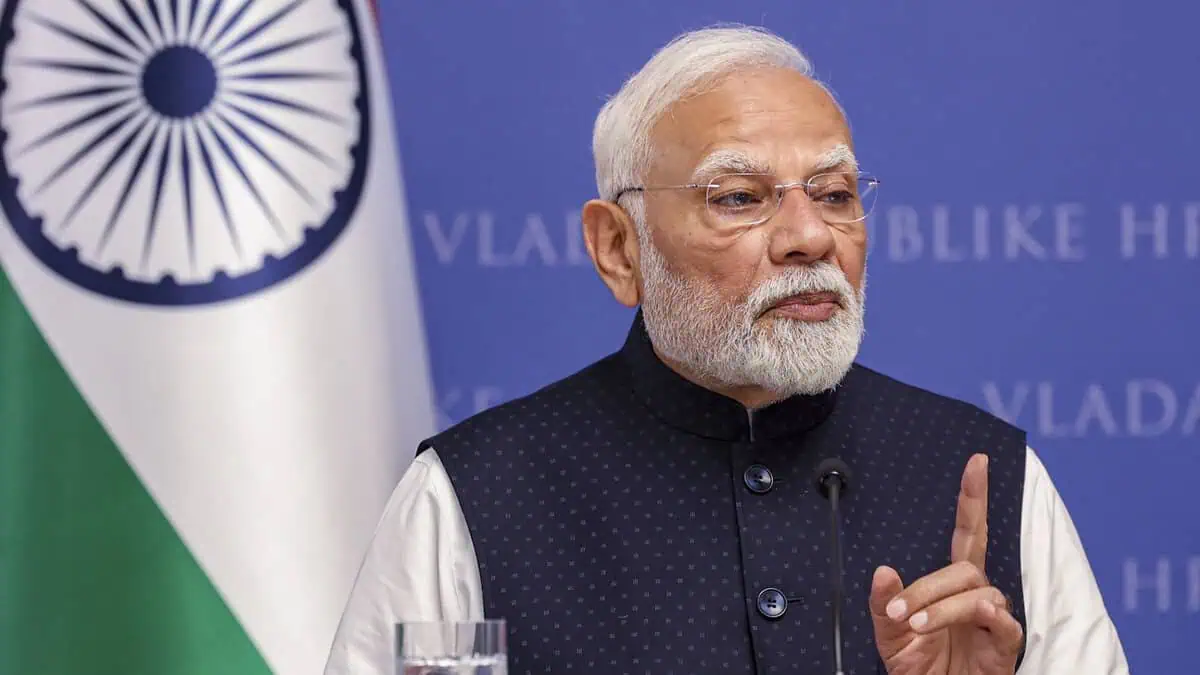 “दुनिया की सबसे तेजी से बढ़ती अर्थव्यवस्था: पीएम मोदी”