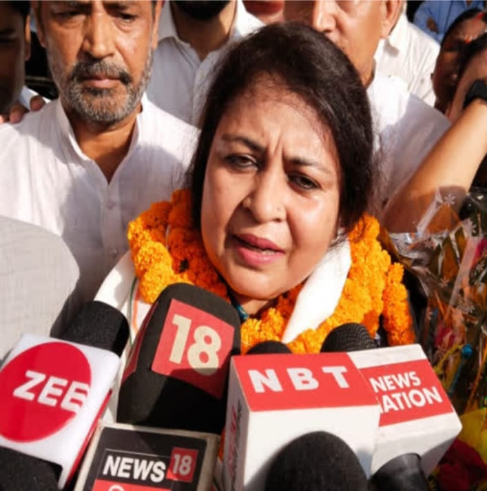 बिहार में हार के बाद कांग्रेस में घमासान, महिला कांग्रेस अध्यक्ष सरवत फातमा का इस्तीफा