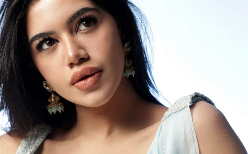 अभिनय के ज़रिए दिल जीतने को तैयार इन्फ्लुएंसर और मॉडल गीना मल्होत्रा